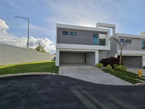 PR 177 AVE LOMAS VERDES THE VILLAS AT RIO / BO JUAN SANCHEZ #79