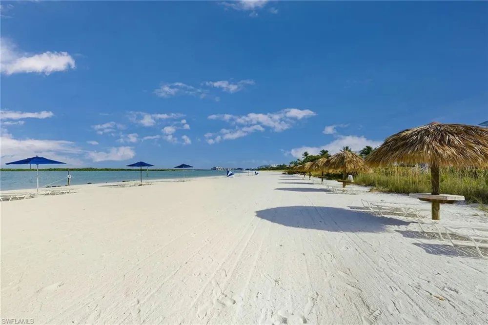 321 Hideaway Circle S Marco Island, FL 34145