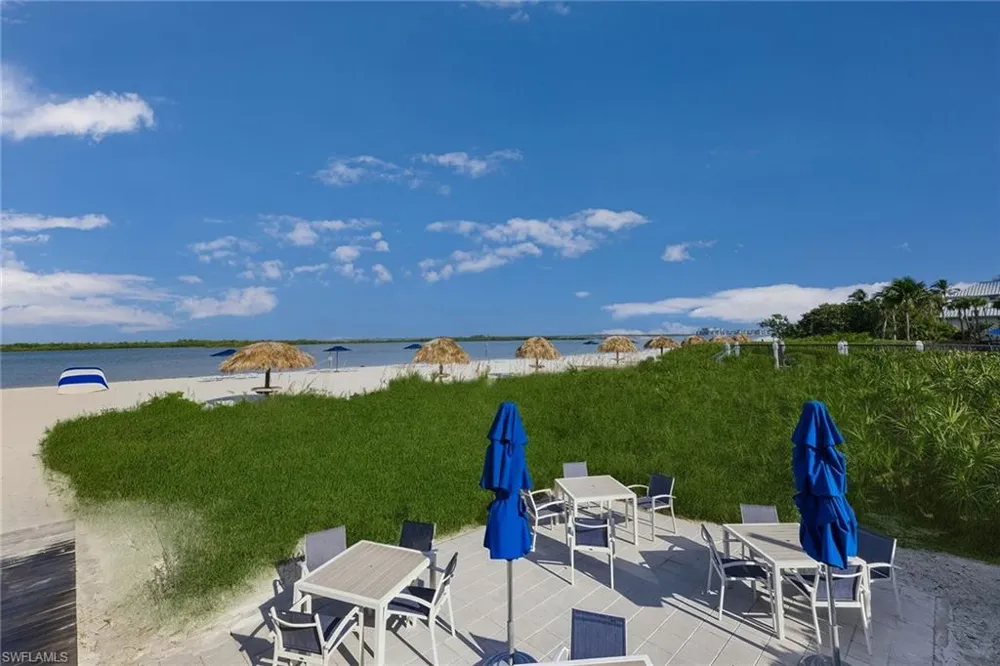 321 Hideaway Circle S Marco Island, FL 34145