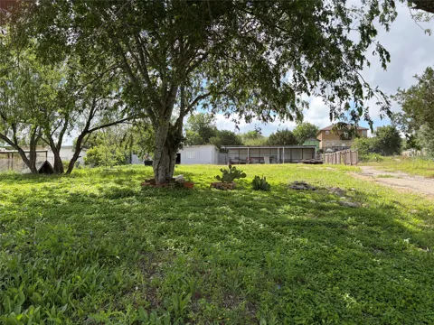 207 Cresthill Causeway