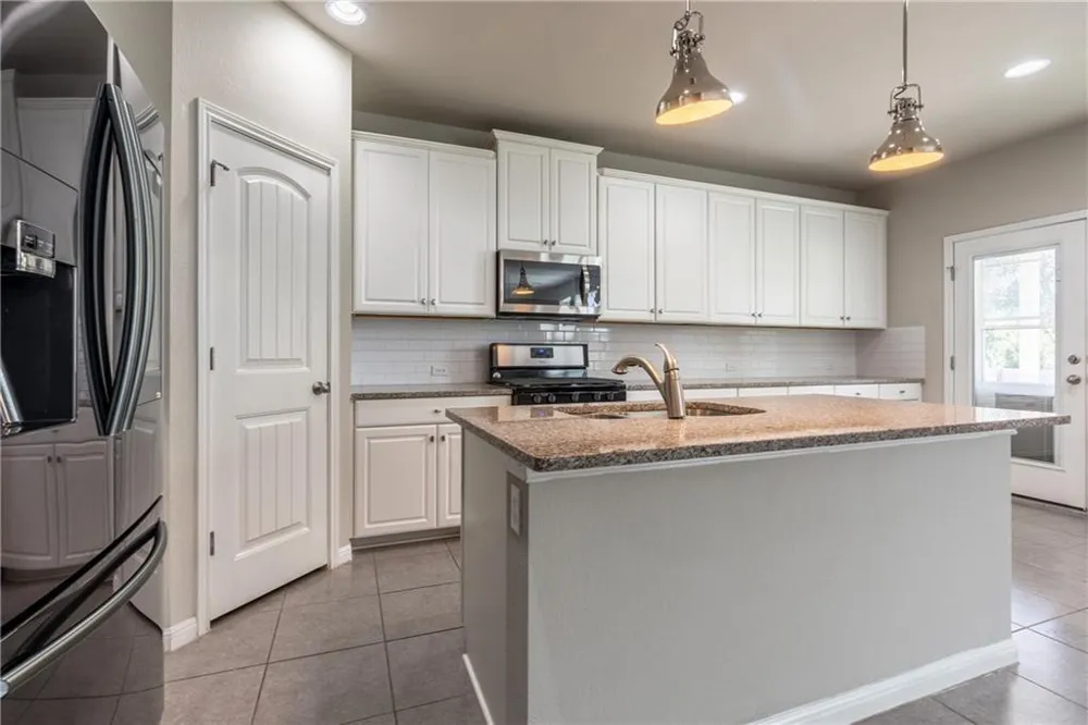 5649 Porano Circle Round Rock, TX 78665