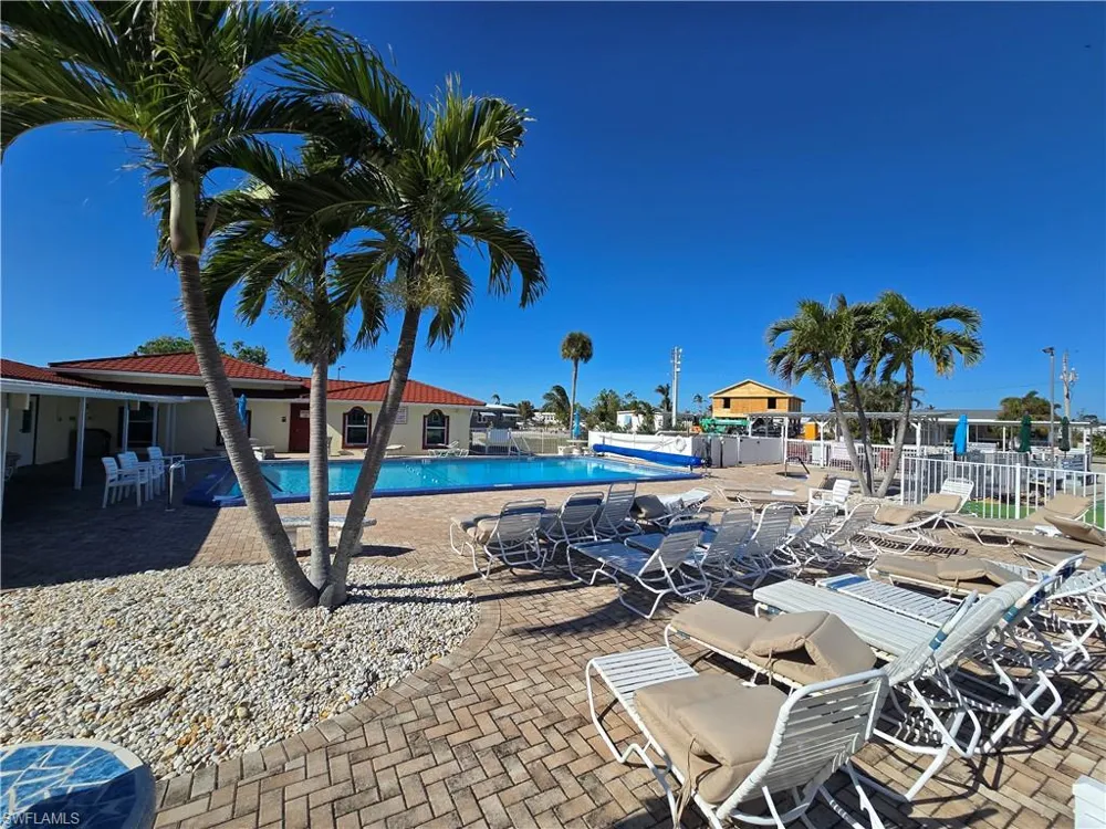 7228 Cobiac Drive St. James City, FL 33956