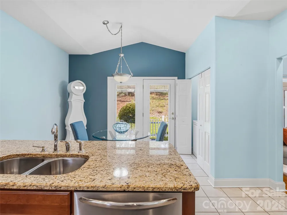 23 Holiday Drive Arden, NC 28704