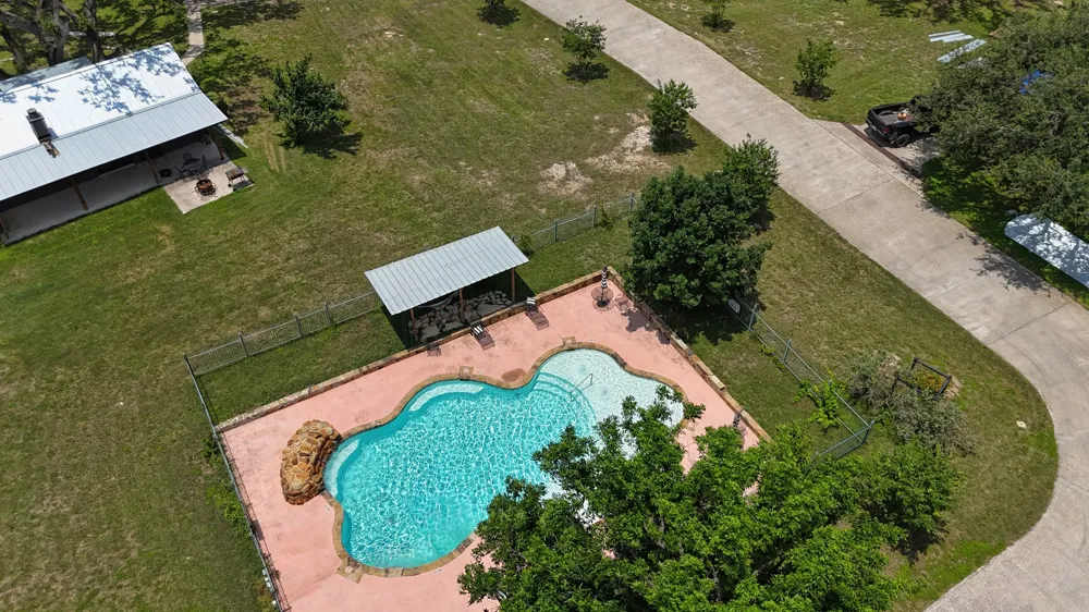 190 Oak Hill Drive Leakey, TX 78873