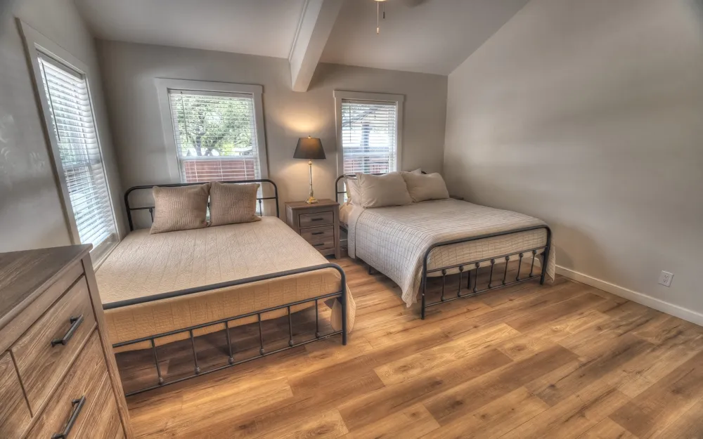 190 Oak Hill Drive Leakey, TX 78873