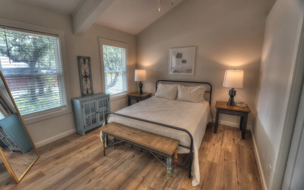 190 Oak Hill Drive Leakey, TX 78873