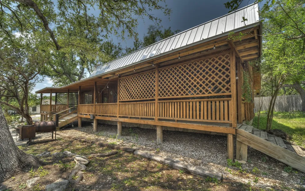191 Oak Hill Drive Leakey, TX 78873