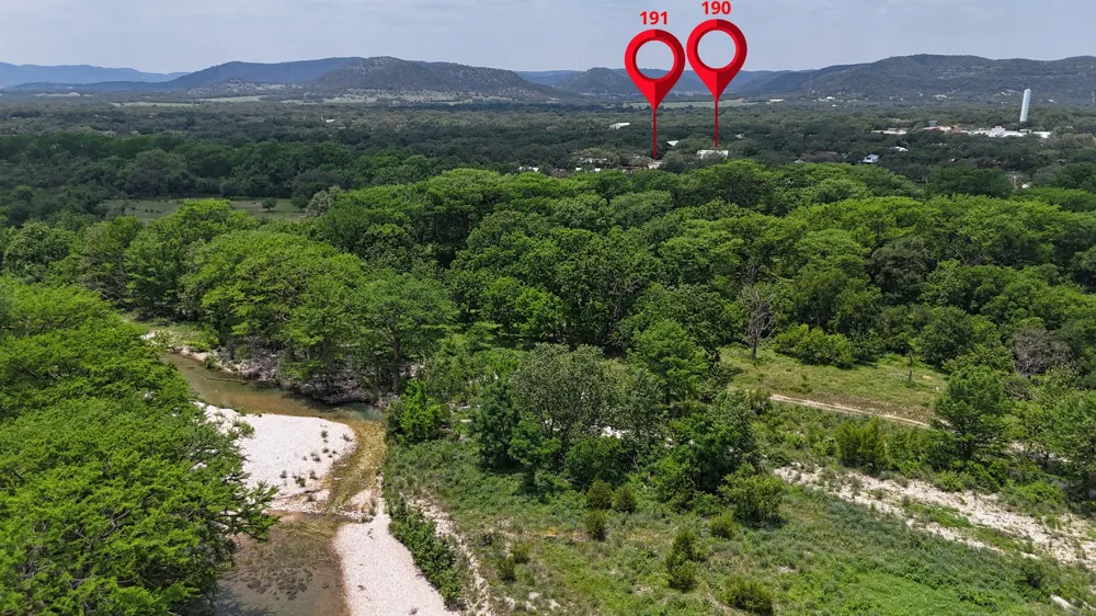 191 Oak Hill Drive Leakey, TX 78873