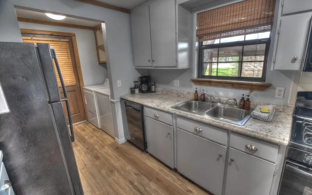 191 Oak Hill Drive Leakey, TX 78873