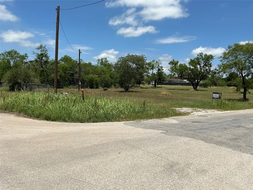 201 NE 22nd St Cisco, TX 76437