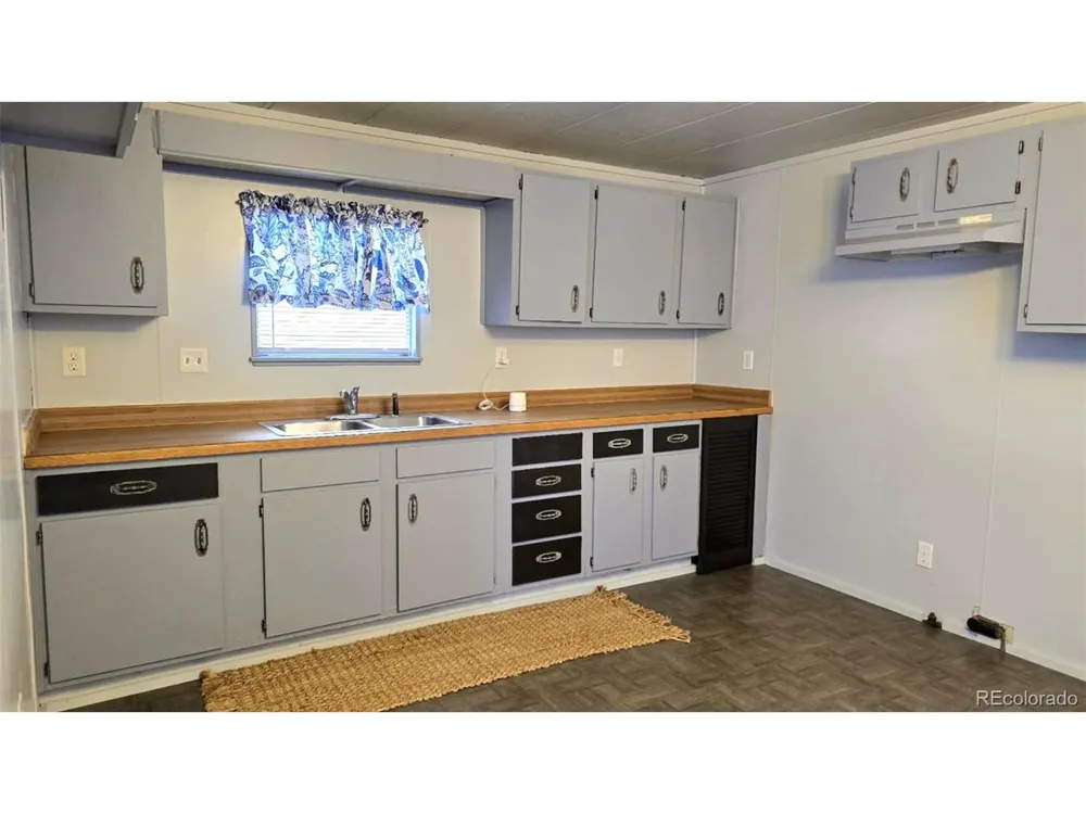 9815 US Highway 50 Howard, CO 81233