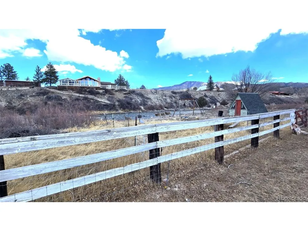 9815 US Highway 50 Howard, CO 81233