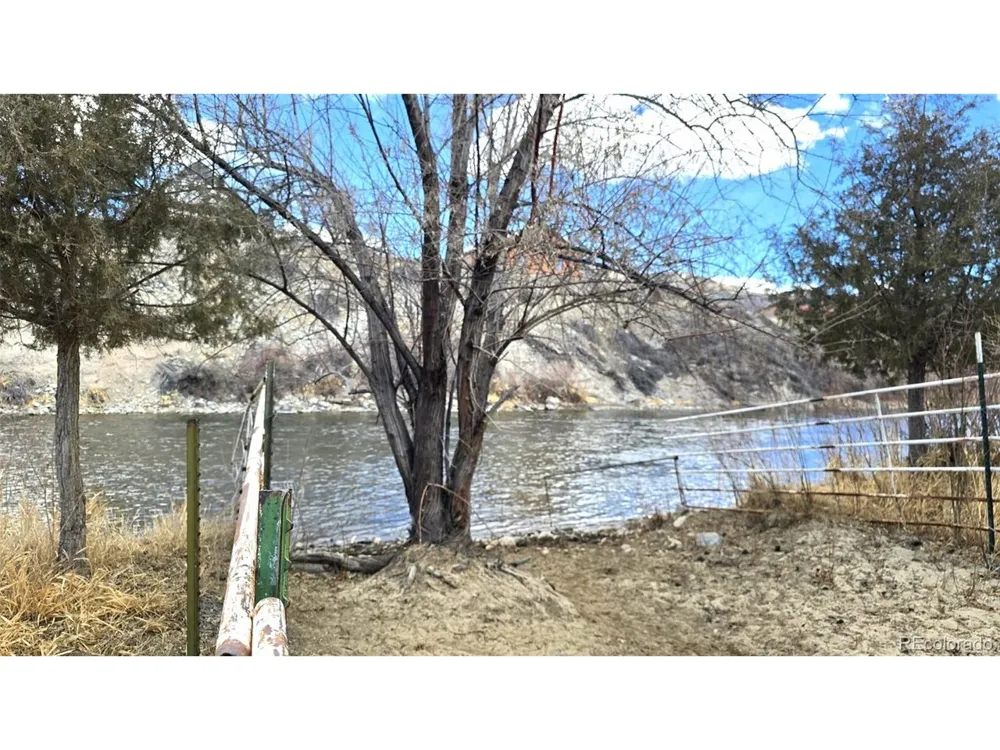 9815 US Highway 50 Howard, CO 81233