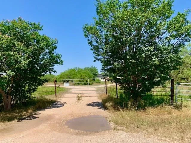 4703 Scenic Lake Drive Schertz, TX 78154