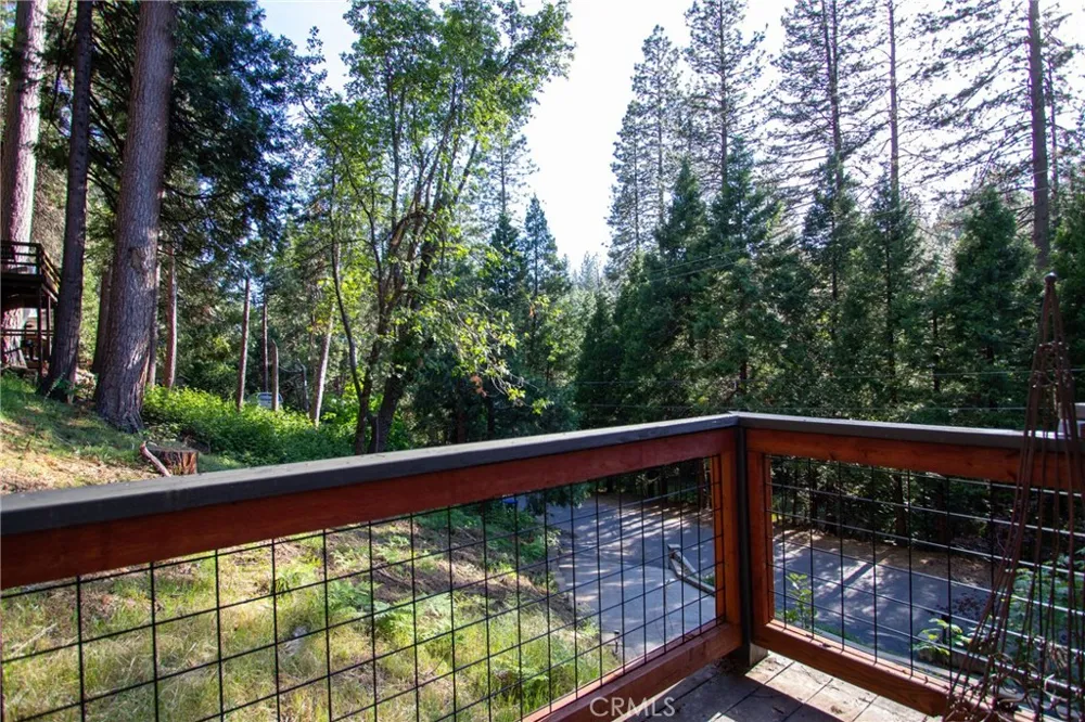 22437 Robin Hood Twain Harte, CA 95383