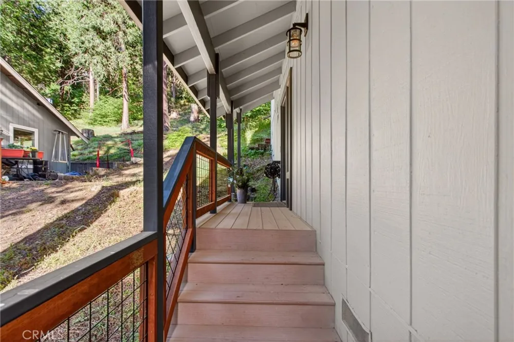 22437 Robin Hood Twain Harte, CA 95383