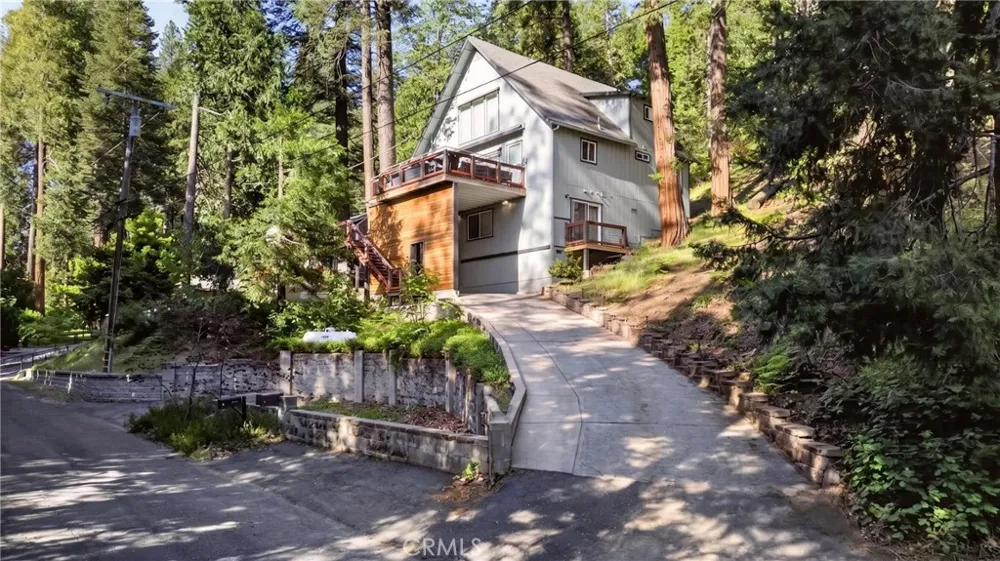 22437 Robin Hood Twain Harte, CA 95383