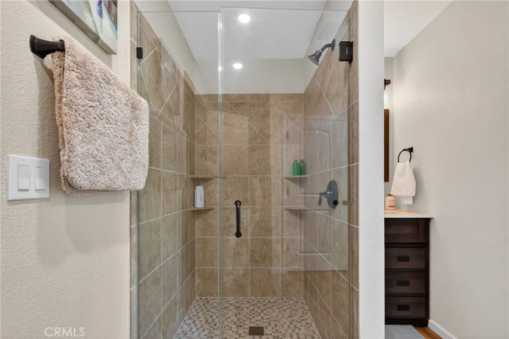 22437 Robin Hood Twain Harte, CA 95383