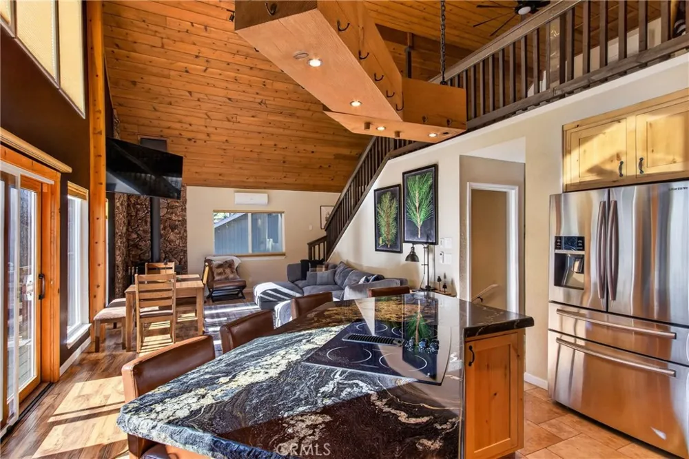 22437 Robin Hood Twain Harte, CA 95383