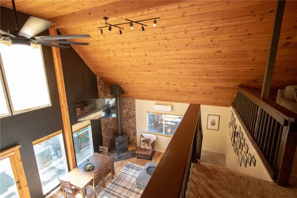 22437 Robin Hood Twain Harte, CA 95383