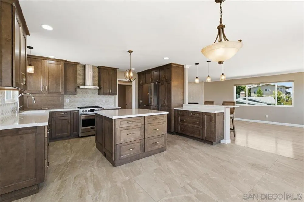 4322 Beverly Drive La Mesa, CA 91941