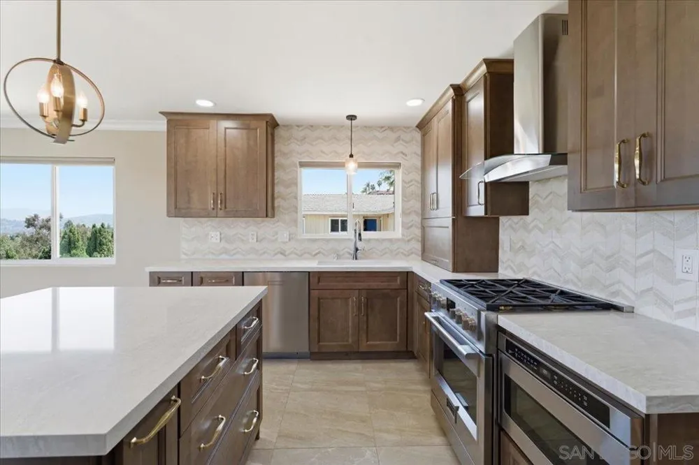 4322 Beverly Drive La Mesa, CA 91941