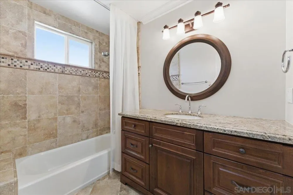 4322 Beverly Drive La Mesa, CA 91941