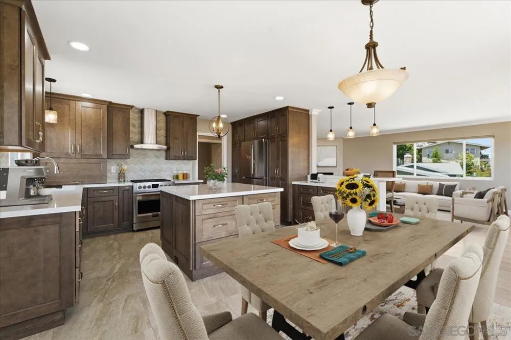 4322 Beverly Drive La Mesa, CA 91941