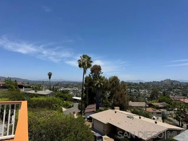 4322 Beverly Drive La Mesa, CA 91941