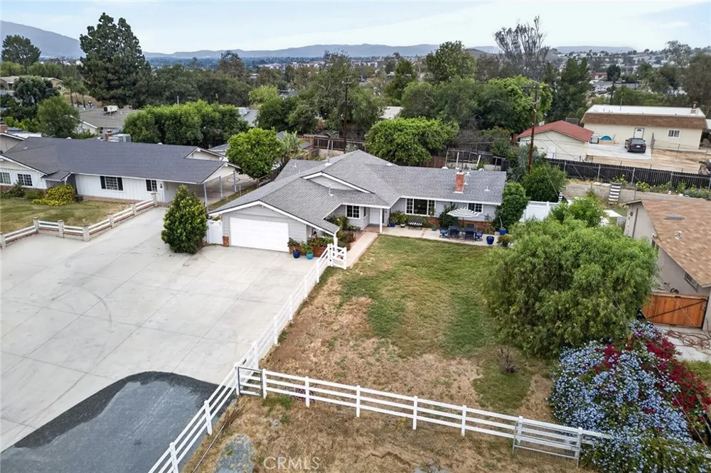 2388 Temescal Norco, CA 92860