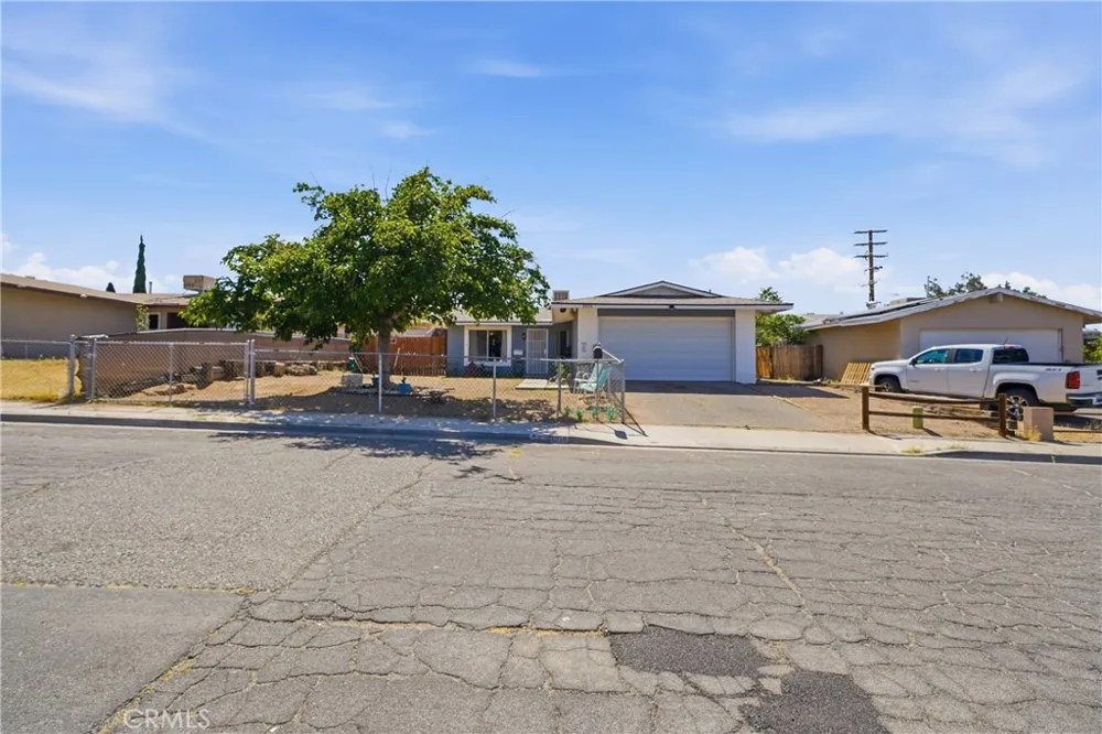 2004 Rushmore Barstow, CA 92311