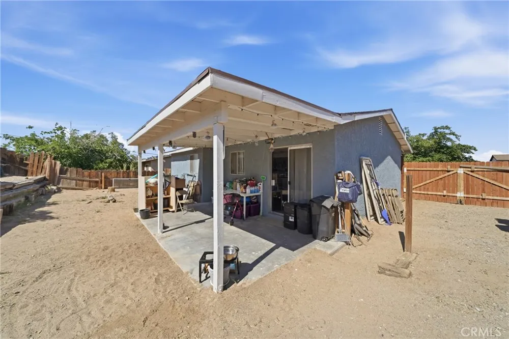 2004 Rushmore Barstow, CA 92311