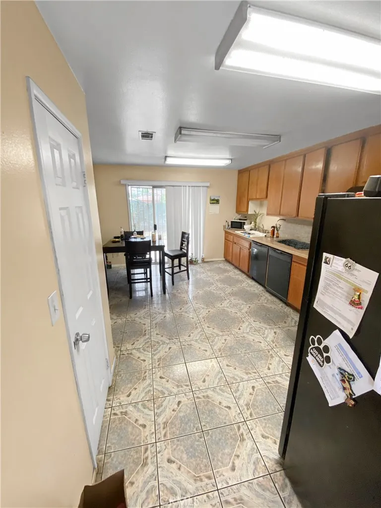 8118 Alameda Downey, CA 90242
