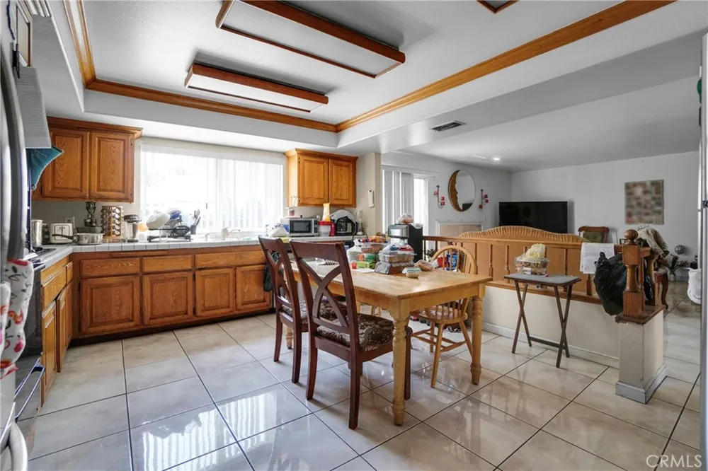 8118 Alameda Downey, CA 90242