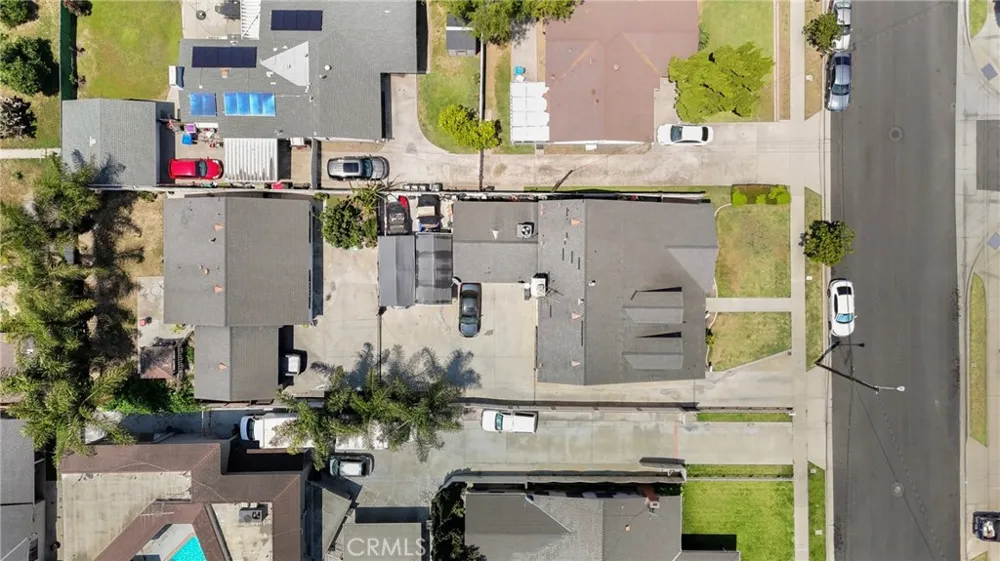 8118 Alameda Downey, CA 90242