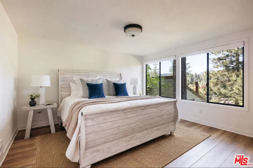 27721 Peninsula Drive #228 Lake Arrowhead, CA 92352