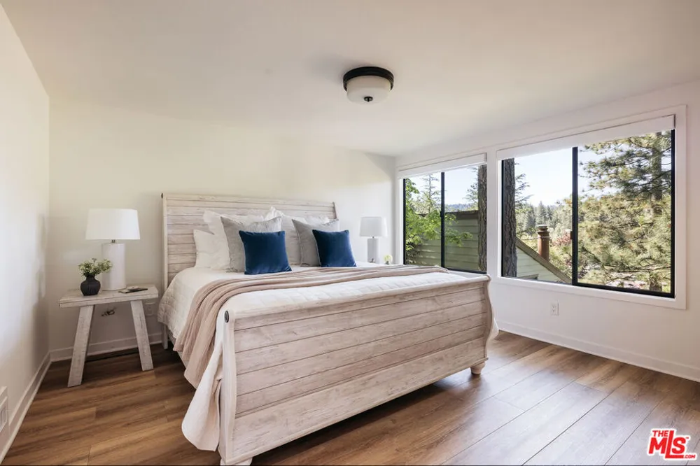 27721 Peninsula Drive #228 Lake Arrowhead, CA 92352