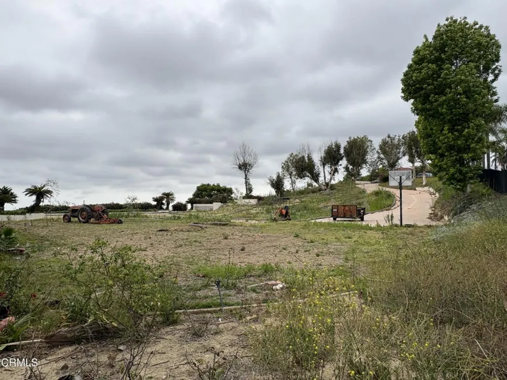 690 Corriente Court Camarillo, CA 93010