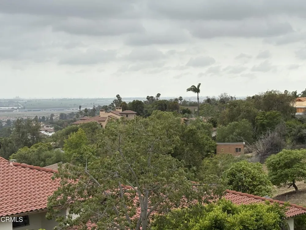 690 Corriente Court Camarillo, CA 93010
