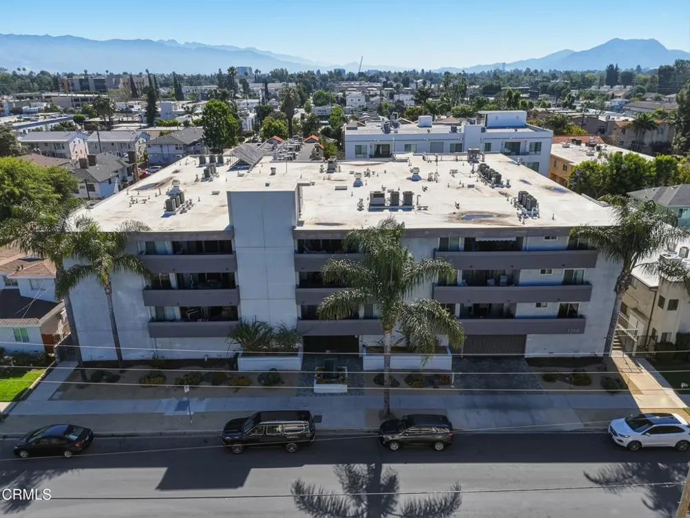5260 Bellingham Avenue Los Angeles, CA 91607