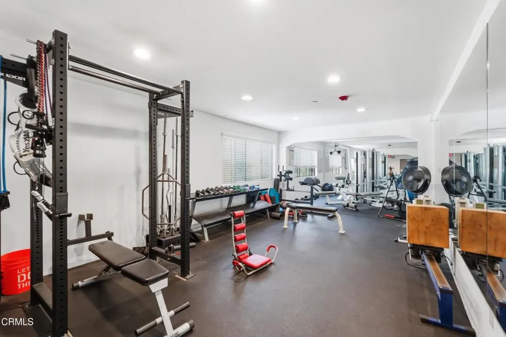 5260 Bellingham Avenue Los Angeles, CA 91607