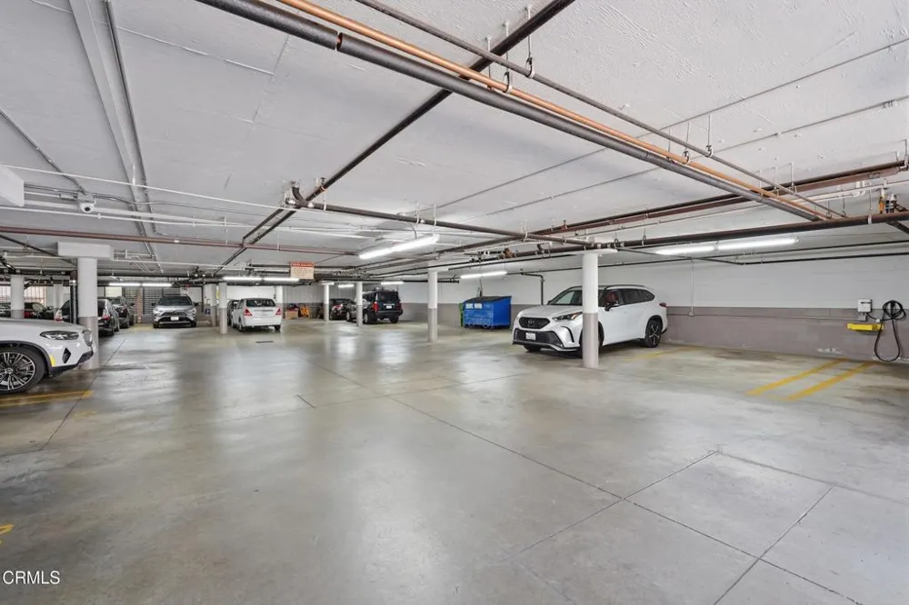 5260 Bellingham Avenue Los Angeles, CA 91607