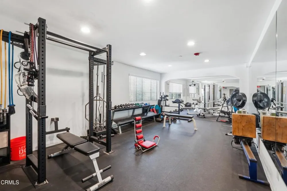 5260 Bellingham Avenue Los Angeles, CA 91607