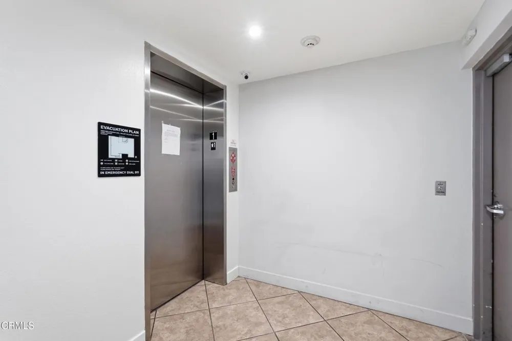 5260 Bellingham Avenue Los Angeles, CA 91607