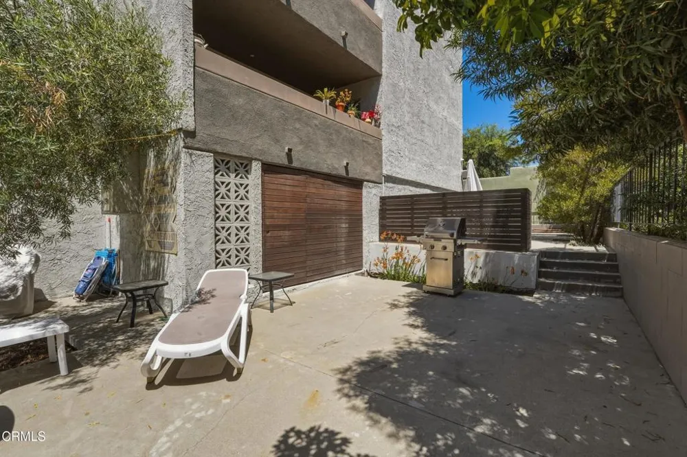 5260 Bellingham Avenue Los Angeles, CA 91607