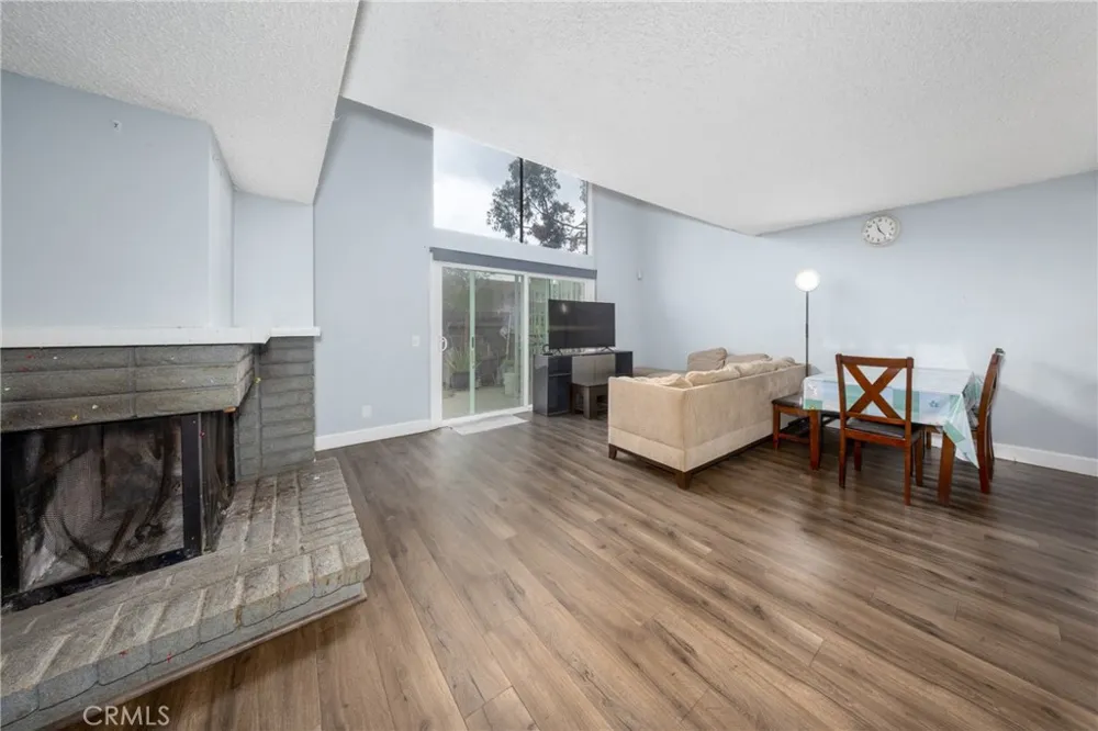 861 S Mountain Ontario, CA 91762