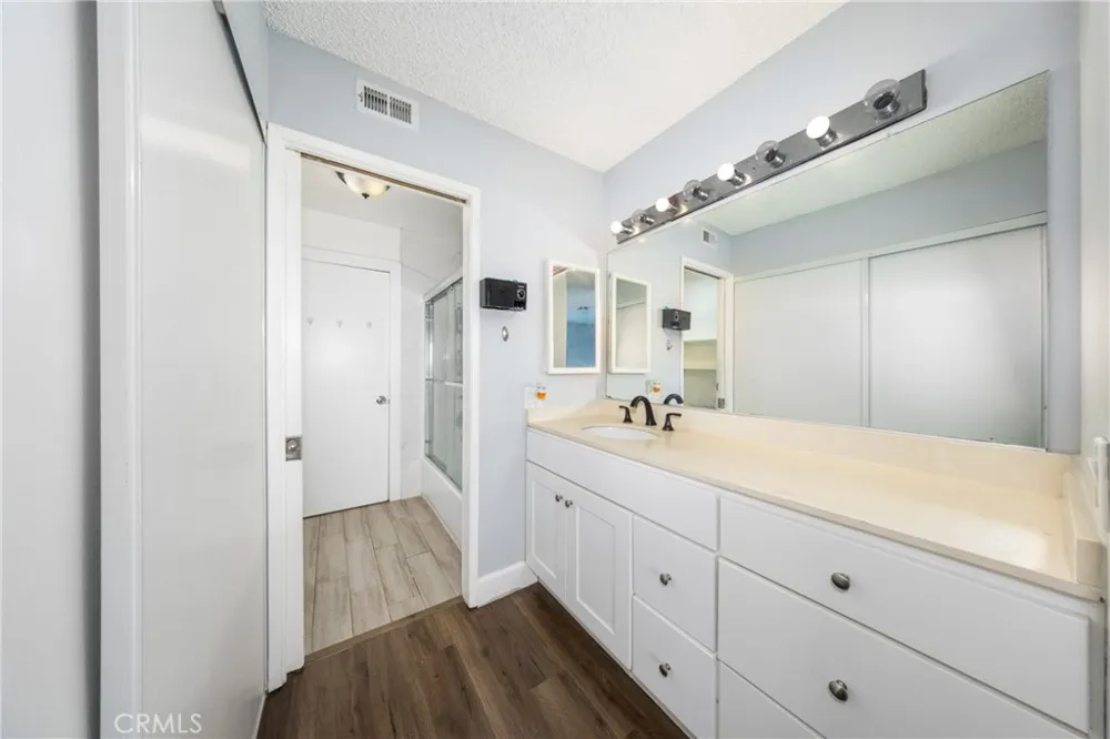 861 S Mountain Ontario, CA 91762
