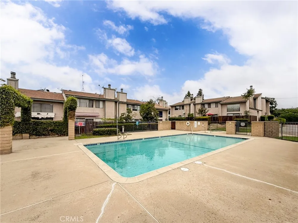 861 S Mountain Ontario, CA 91762