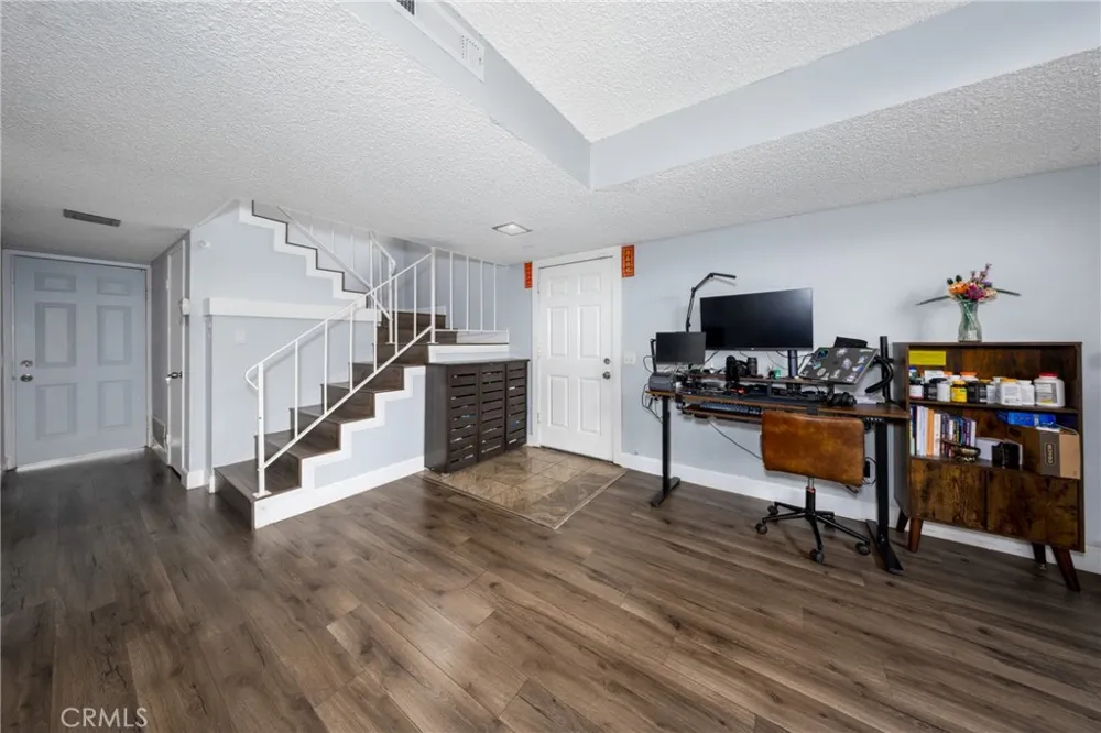 861 S Mountain Ontario, CA 91762