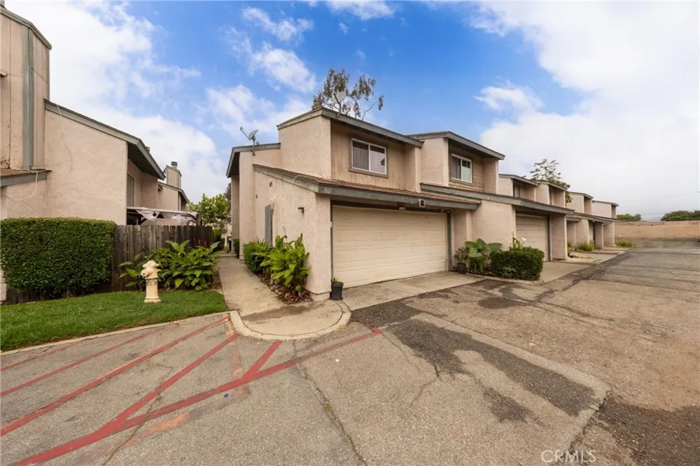 861 S Mountain Ontario, CA 91762